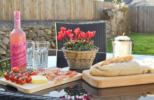 Llanddewi Brefi Cottage | 2 bedroom accommodation in Llandewi Brefi, near Tregaron