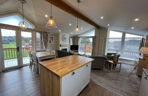 Annan Cabin | 2 bedroom accommodation in Annan