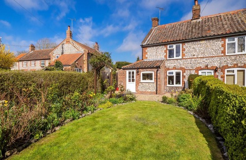 Aldborough Cottage | 2 bedroom accommodation in Gresham