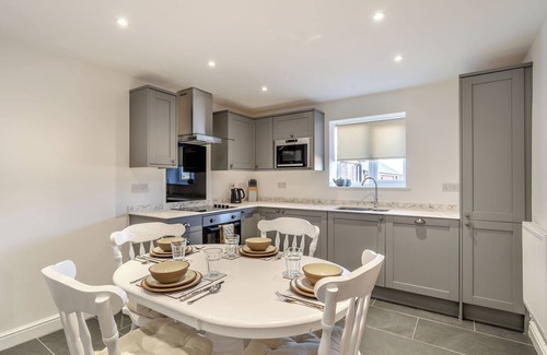 Lytham St. Anne's Cottage | 2 bedroom accommodation in Lytham