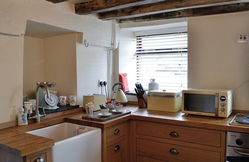 Manod Cottage | 2 bedroom accommodation in Cwm Penmachno, near Betws-y-Coed