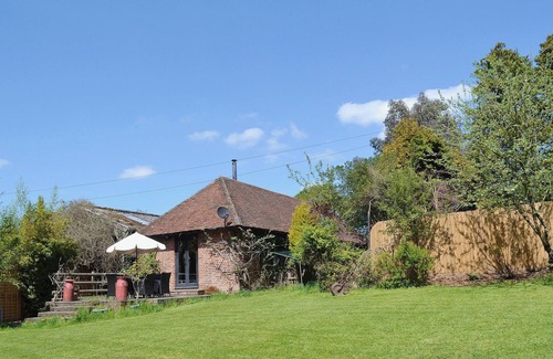 New Forest District Cottage | 2 bedroom accommodation in Shobley, Ringwood