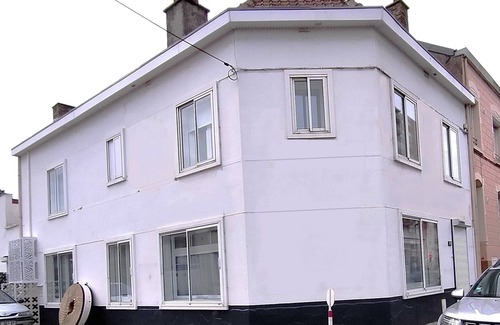 Rosendael Apartment | 2-bedroom air-conditioned apartment + sauna 5 minutes from beach. Pets allowed. 9 nights max.