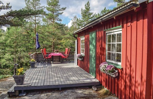 Larvik House | 2 bedroom amazing home in Larvik