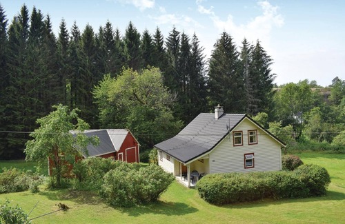 Etne House | 2 bedroom amazing home in Skånevik