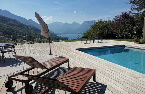 Talloires-Montmin Apartment | 2 bedroom apartment - With a view!
