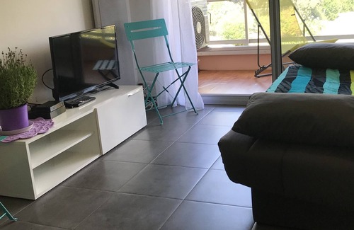 Golfe Juan Apartment | 2 bedroom apartment in a quiet secure area, swimming pool and golf gulf JUAN
