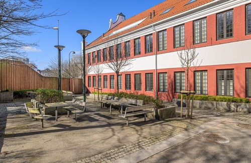Stavanger Apartment | 2-bedroom apartment in Stavanger with parking w/walking distance to everything