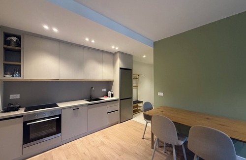 Golem Apartment | 2-bedroom apartment in beautiful Golem with WiFi, AC