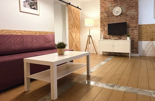 Aniolki Apartment | 2-bedroom apartment in charming Gdańsk with free parking, WiFi, AC, scooters