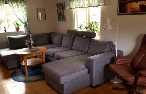 Storlinge House | 2 bedroom apartment in Borgholm