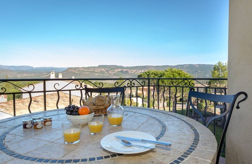 La Motte Apartment | 2-BEDROOM APARTMENT WITH TERRACE (N°555)