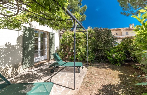 La Motte Apartment | 2 BEDROOM APARTMENT WITH TERRACE (N°513)