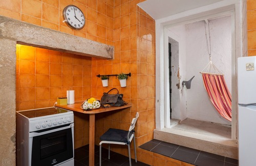 Sao Jose Apartment | 2 BEDROOM APT WITH PATIO NEXT TO LIBERDADE AVENUE