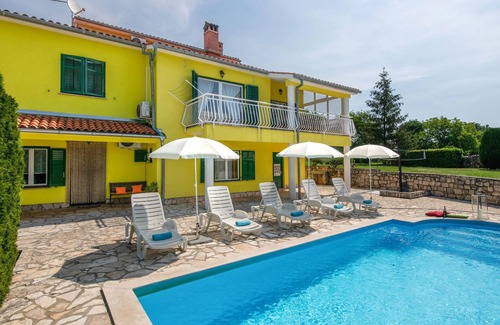 Nedescina Apartment | 2 bedroom awesome apartment in Labin