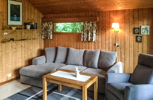Jostedal House | 2 bedroom awesome home in Olden