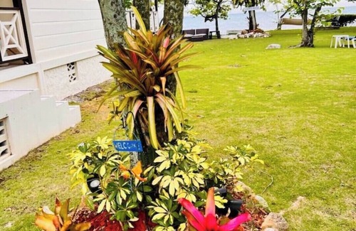 Frome Cottage | 2 Bedroom Beach House at Bluefields Bay