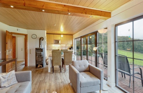 Daun House | 2 bedroom beautiful home in Daun