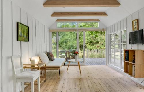 Strøby Ladeplads House | 2 Bedroom Beautiful Home In Strøby