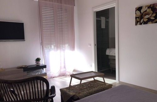 Buon Pastore-Sant'Agnese-San Damaso Bed & Breakfast | 2 Bedroom Bed & breakfast in Modena