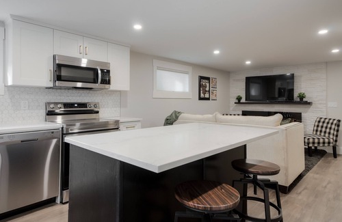 South Lethbridge House | 2 Bedroom Bsmt Suite in the Heart of the City