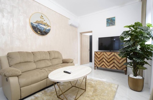 Kontos House | 2-bedroom bungalow in beautiful AEGINA with WiFi, AC. Enjoy your stay