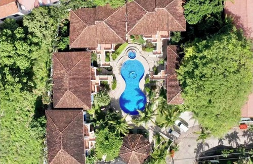 Santa Barbara Condo | 2-bedroom condo in beautiful Playa Del Coco. 5 minute walk to beach