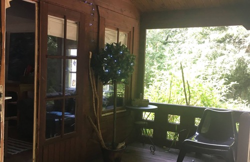 Taff's Well Cabin | 2 Bedroom Cabin on the Taff Trail just in the woods sleeping 4