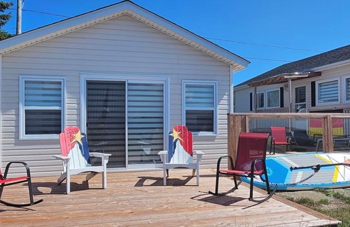Petite-Riviere-de-l'Ile Ski Chalet | 2-bedroom Chalet and 1-bedroom Guest Chalet in Pointe-Brûlée close with AC