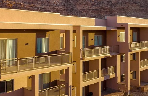 Moab Condo | 2-bedroom condo in amazing Moab with fitness room, WiFi, AC