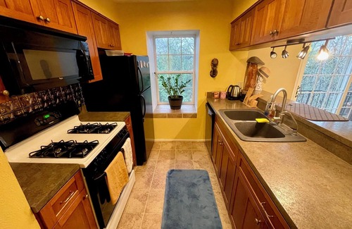 Allandale Condo | 2-bedroom condo in very walkable Austin with AC, WiFi. pool, and creekside.
