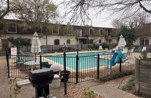 Allandale Condo | 2-bedroom condo in very walkable Austin with AC, WiFi. pool, and creekside.