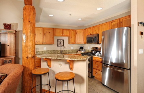 Keystone Condo | 2 Bedroom Condo | Rustic Charm and Great Amenities