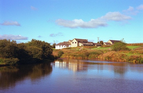 Saint Breward Cottage | 2 Bedroom cottage on Bodmin Moor with views of lakes and moorland