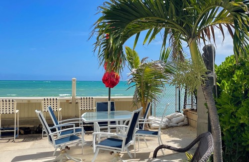 Ewa Cottage | 2-bedroom cottage, steps from the ocean, AC, parking