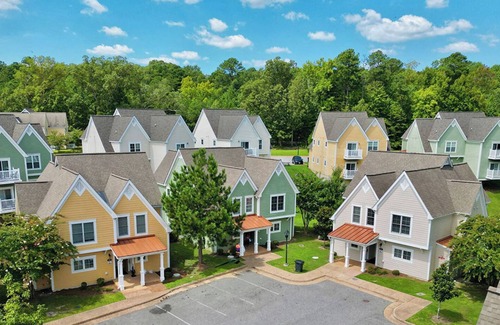 Lackey Cottage | 2-bedroom cottage in amazing King's Creek Williamsburg