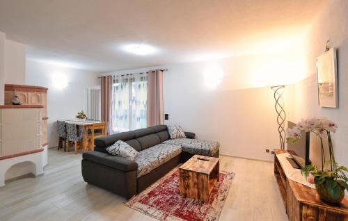 Lamon Apartment | 2 Bedroom Cozy Apartment In Lamon