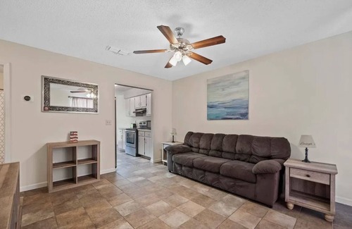 Treasure Cove House | 2 bedroom duplex less than 1 mile from the beach!