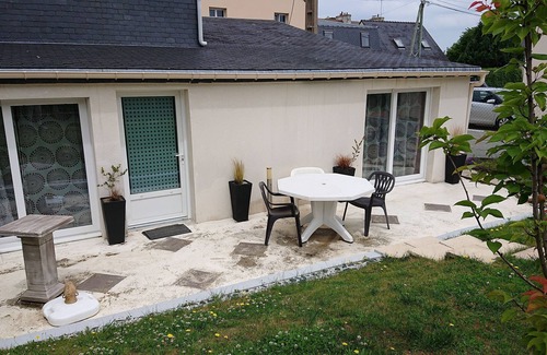 Saint-Quay-Portrieux House | 2 bedroom house, 500m from the beach and shops.
