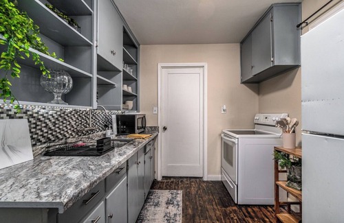 Borger House | 2 Bedroom furnished home in Borger TX, WiFi Included