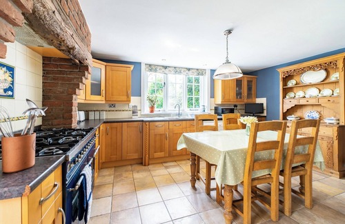 Uckinghall Cottage | 2 bedroom accommodation in Hatton near Warwick