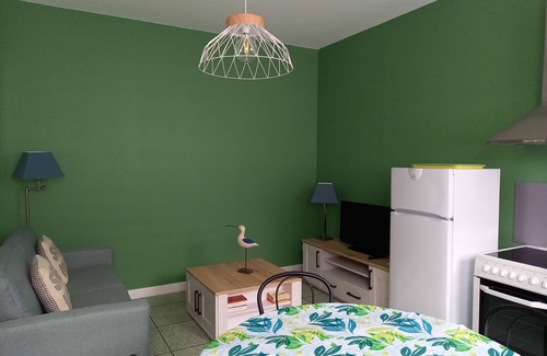 Le Portel House | 2-bedroom gîte 70 m² 100 m from the beach and 300 m from the town center