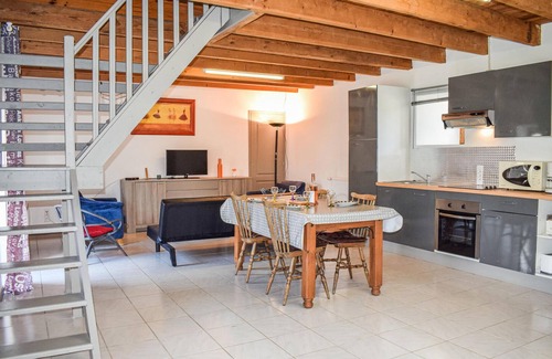 Gouarec House | 2 bedroom gorgeous home in Gouarec
