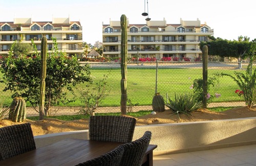 Campo de Golf Fonatur Condo | 2 Bedroom ground floor condo on the 4th hole of the Mayan Palace golf course