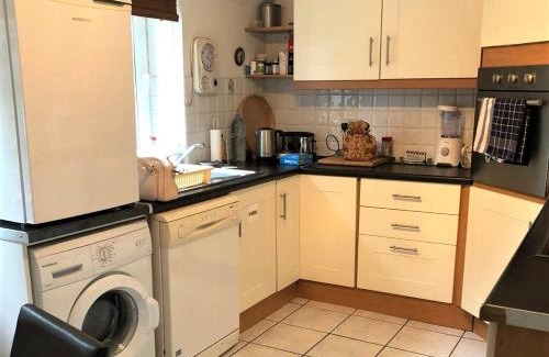 Kinsale Apartment | 2 bedroom harbour view apartment in Kinsale