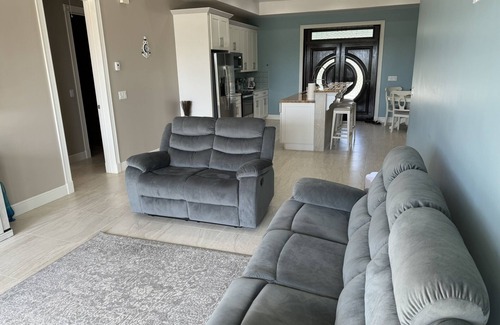 Lubbers Quarters Cay House | 2 Bedroom Home with Dock Slip