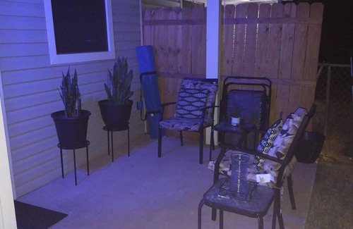 Killeen House | 2 Bedroom home with convenience of modern lifestyle.