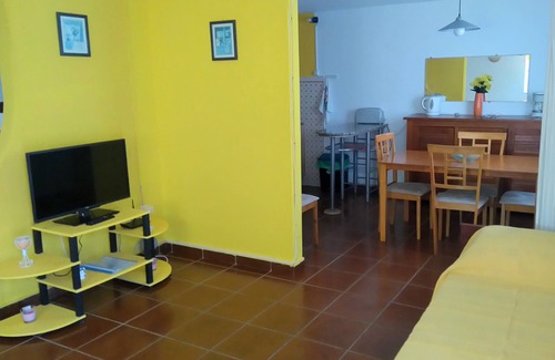 Alpouvar House | 2 bedroom house in beautiful rural property with pool Albufeira