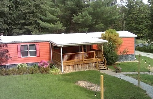 Logan Cabin | 2 bedroom in Hocking Hills with Luxury Hot Tub Kid Friendly Hammocks Logan ohio