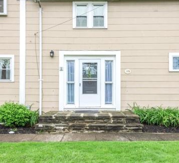 Kamm's Corners House | 2 Bedroom in Kamm's Corner!